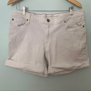 Eddie Bauer white boyfriend shorts